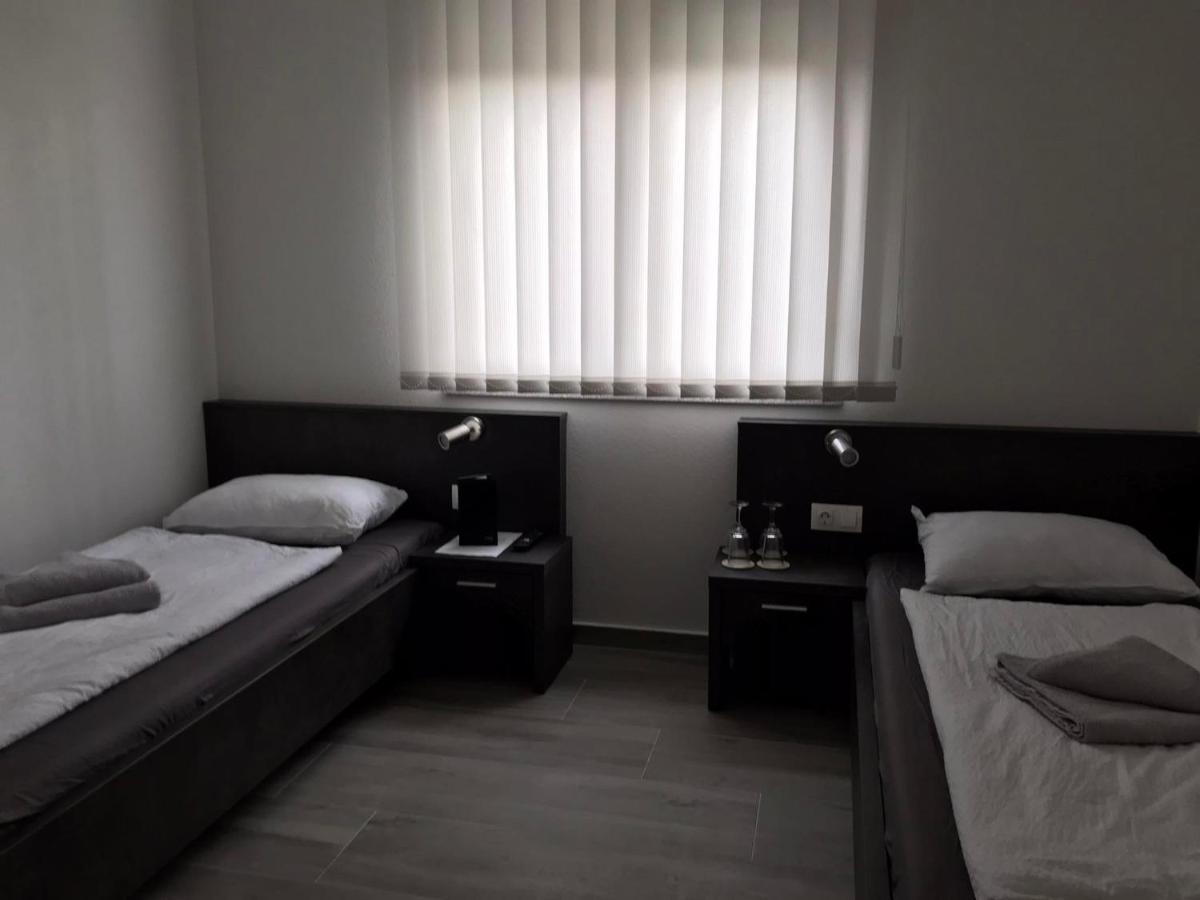 Gold Apartmani Kozarac Ngoại thất bức ảnh