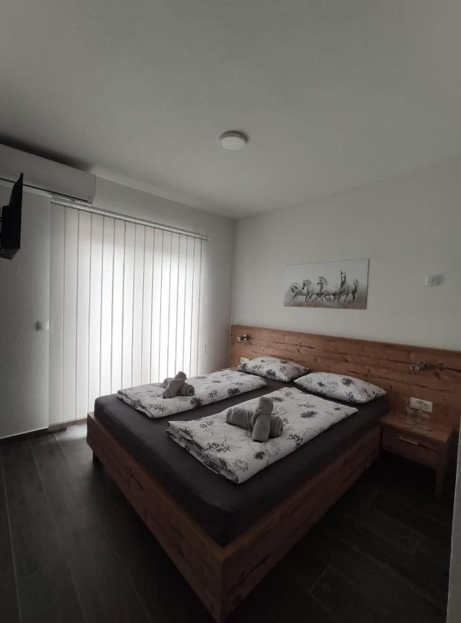 Gold Apartmani Kozarac Ngoại thất bức ảnh
