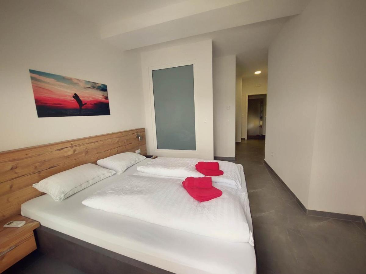 Gold Apartmani Kozarac Ngoại thất bức ảnh