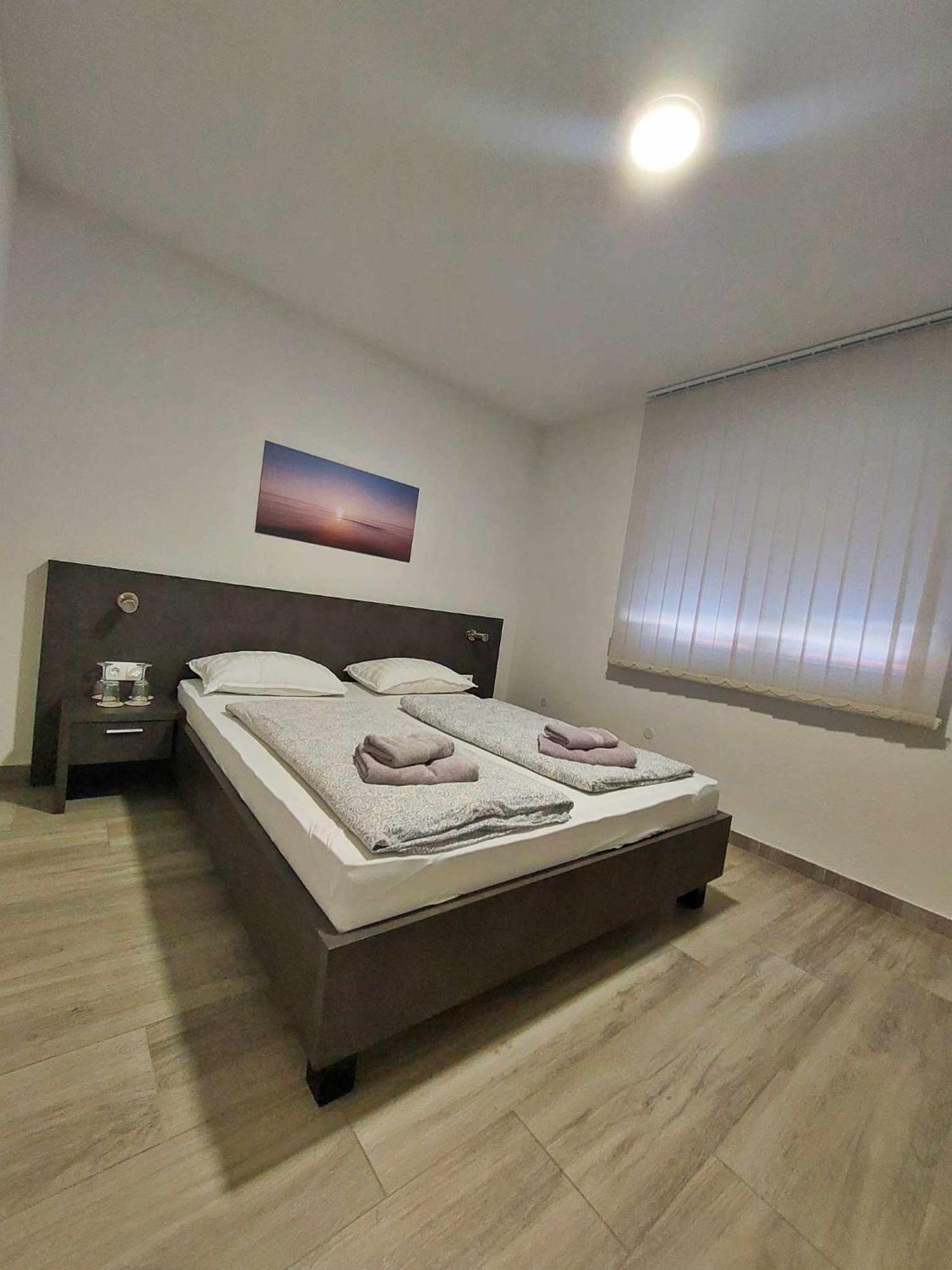 Gold Apartmani Kozarac Ngoại thất bức ảnh